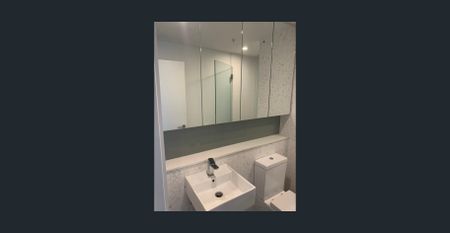 ELEGANT ONE BEDROOM, ONE BATHROOM APARTMENT - Photo 5