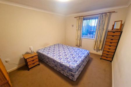 2 Bedroom Apartment To Let - Photo 5