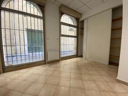 Location Appartement 2 pièces 35m² AVIGNON 84000 - Photo 4