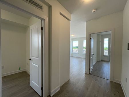 For Lease - 3200 william coltson Avenue Unit# 524, Oakville, Ontario - Photo 4
