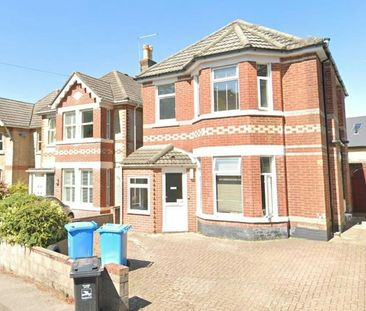 House share to rent on - Photo 2