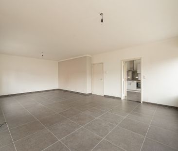 GERENOVEERD DUPLEX APPARTEMENT MET 3 SLPKS OP GUNSTIGE LOCATIE - Photo 5