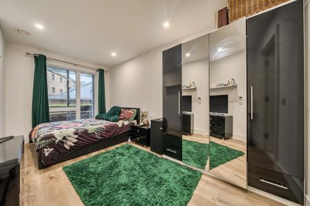 2 bedroom flat to rent - Photo 5