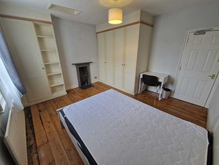 5 Bed Student Accommodation - Photo 5