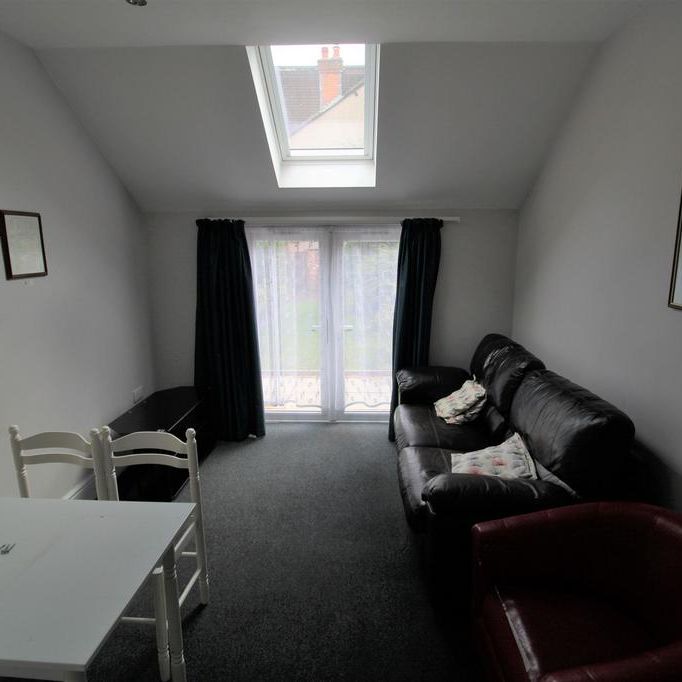 1 bedroom in a house share to rent - Photo 1