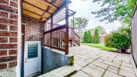 For Lease - 156 Townsgate Drive Unit# Bsmt #2, Vaughan, Ontario - Photo 2