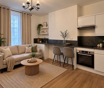 1 Bed Flat, Wormholt Road, W12 - Photo 1