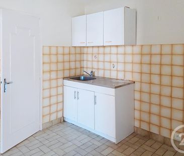 Location Appartement 3 pièces 60m² AIGUEPERSE 63260 - Photo 1