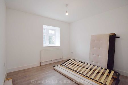 Price £4,000 pcm - Available 15/12/2025 - Unfurnished - Photo 5