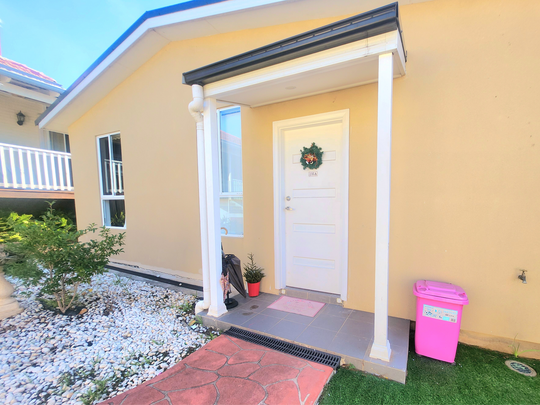 Unit B, 135 Pennant Hills Road, Carlingford, NSW - Photo 1