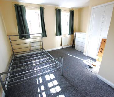5 bedroom townhouse to rent - Photo 3