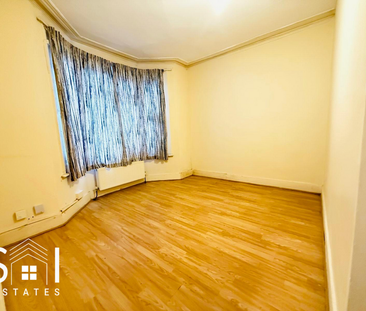 4 bedroom terraced house to rent - Photo 5