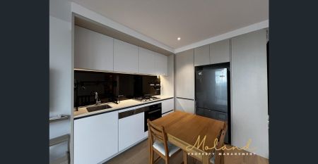 Collins Wharf Waterfront - Stunning 1 Bedroom Apartment - Photo 5