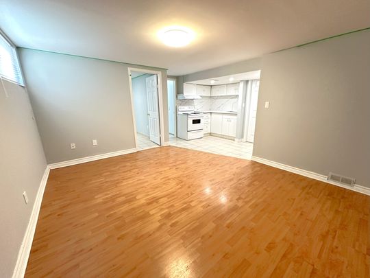 For Lease - 423 Osiris Drive, Richmond Hill, Ontario - Photo 1