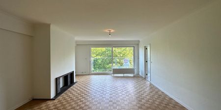 Appartement te huur in Oostende voor € 1.160 met 3 slaapkamers - Photo 2