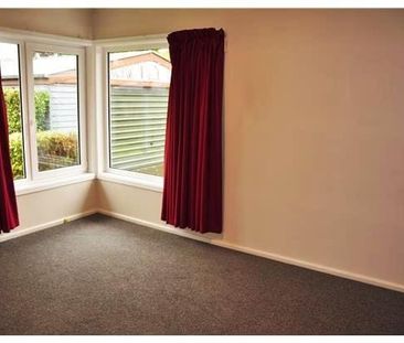 Your new family home Awaits!! - Photo 2