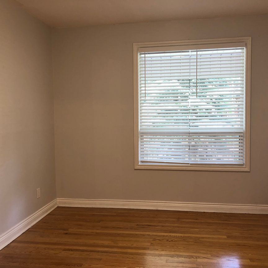 2 Bedroom Apartment in the Annex - Photo 1