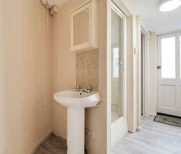 High Street, Redbourn, AL3 7LN - Photo 3