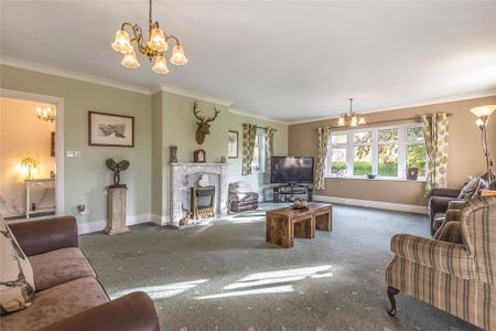 4 bedroom bungalow to rent - Photo 2