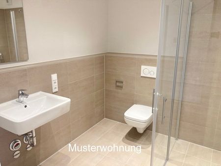 ACHTUNG, EINKOMMENSGRENZEN BEACHTEN! 2-Zimmer-Wohnung in Düsseldorf - Photo 3