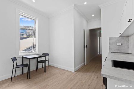 FURNISHED STUDIO APARTMENTS IN LIFESTYLE HOTSPOT - Photo 2