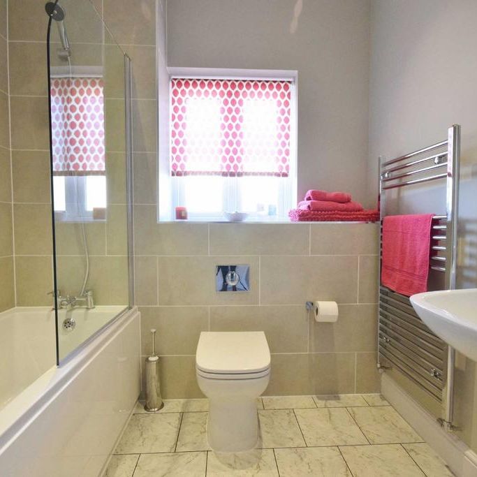 3 bedroom terraced house to rent - Photo 1