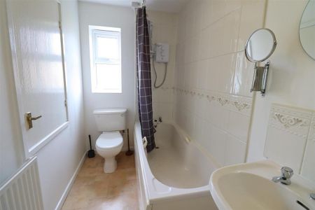 2 bedroom terraced house to rent - Photo 5