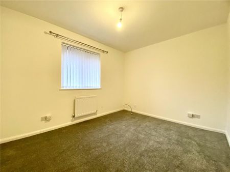 2 bedroom semi-detached house to rent - Photo 4