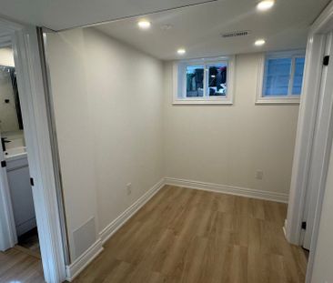 For Lease - 66 Paperbirch Drive Unit# Lower, Toronto, Ontario - Photo 6