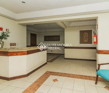 Apartamento com 2 quartos e 71m² para alugar em Jardim Botânico, Po... - Photo 1