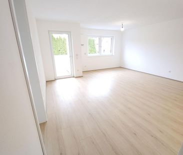 Pronájem bytu 2+1 • 58 m² bez realitky, Bavorsko - Photo 2