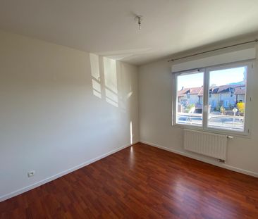 Location Appartement 3 pièces 66m² - Photo 2