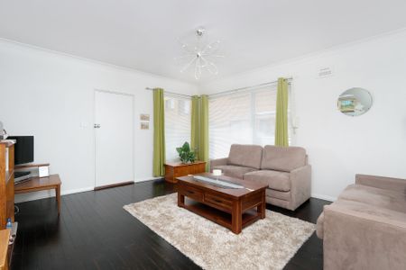 Conveniently Located Two Bedroom Unit - Photo 2