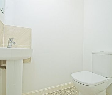 Crompton Way, Ogmore-by-Sea, BRIDGEND - Photo 5