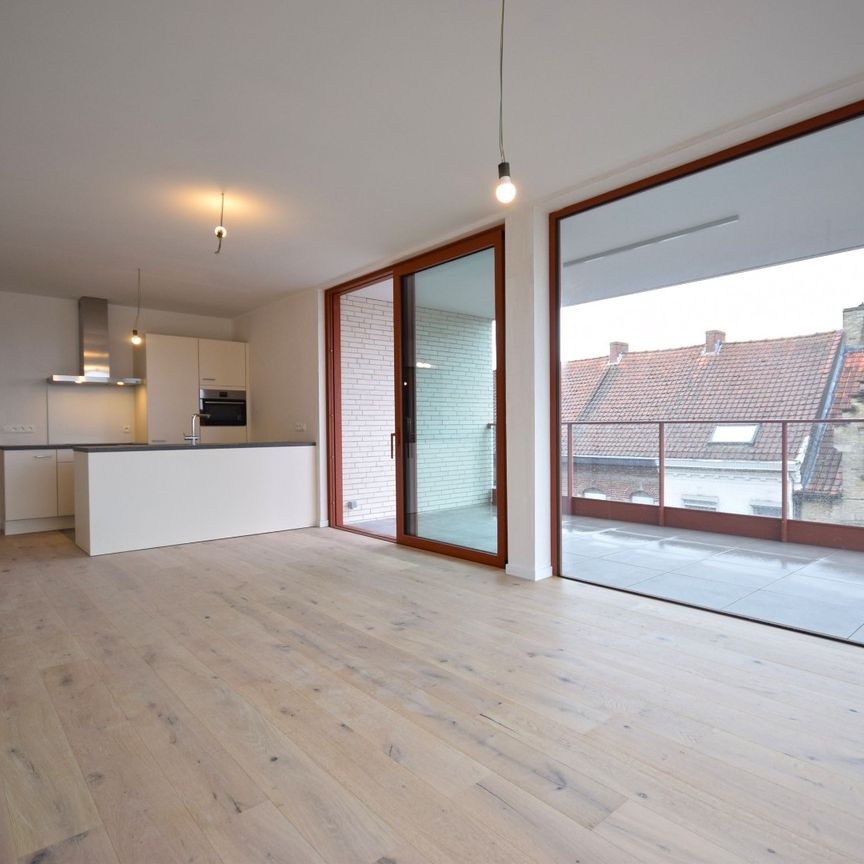 Appartement te huur in Roeselare met 1 slaapkamer - Photo 1