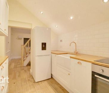 1 bedroom maisonette to rent - Photo 2