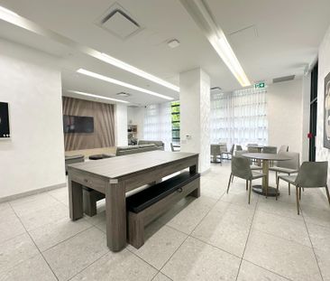 For Lease - 3385 Dundas Street Unit# 521, Toronto, Ontario - Photo 6