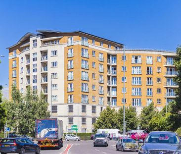 1 bed Flat for rent - Photo 2