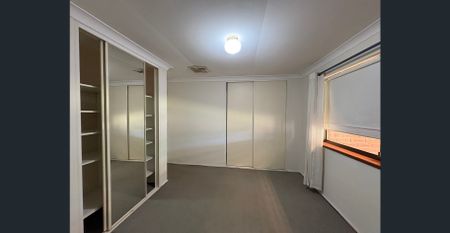 Riverbank Retreat: Spacious, Freshly Renovated Family Home! - Photo 5