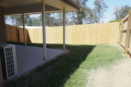 2/7 Ceres Street - Photo 3