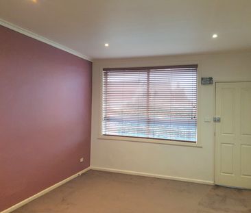 7/16 De Carle Street, Brunswick VIC 3056 - Photo 5