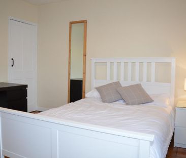 4 bedroom end of terrace house to rent - Photo 3