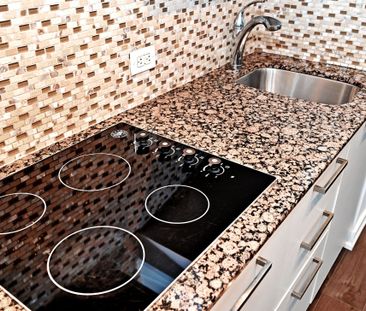 For Lease - 12 York Street Unit# 2801, Toronto, Ontario - Photo 1