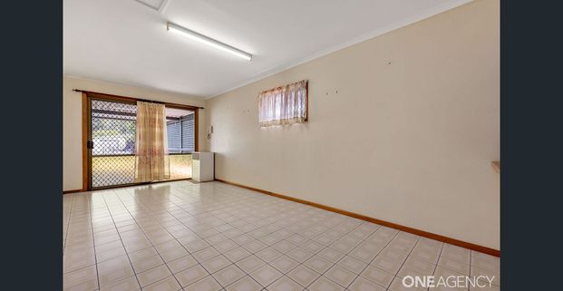 3 Bedrooms, walk to the beach - Photo 1