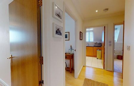 2 bedroom flat to rent - Photo 3