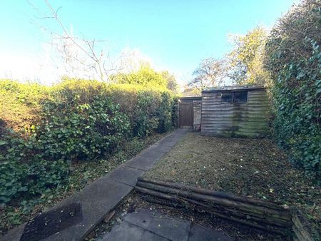 3 bedroom terraced house to rent - Photo 3