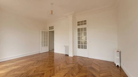 Location Appartement 4 pièces 97m² CANNES 06400 - Photo 2