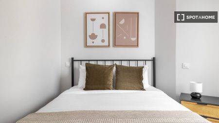 madrid, Community of Madrid 28006 - Photo 4