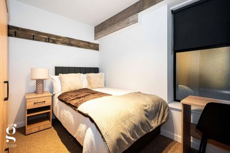 1 bedroom in a flat share to rent - Photo 5