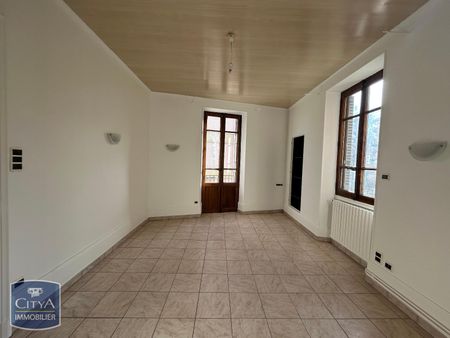 Location Appartement 4 pièces 74m² CHAMBERY 73000 - Photo 2